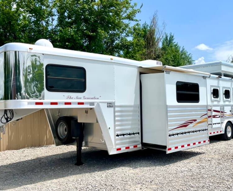 2005 Bloomer 4h Lq/Side Reverse Load/Full Rear Tack