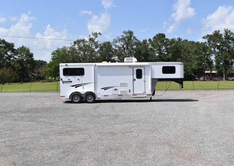 2014 Shadow 7208GLQ 2 Horse Trailer with 8' Short Wall