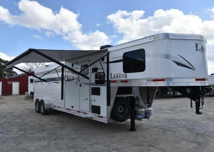 2018 Lakota Charger LQ Stock Trailer with 9' Short Wall