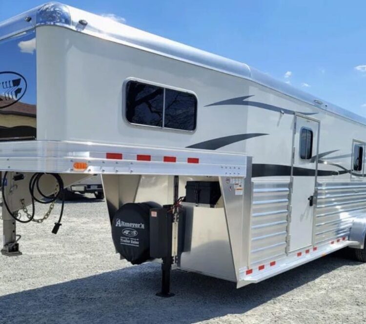 2023 4 Star 2+1 gooseneck